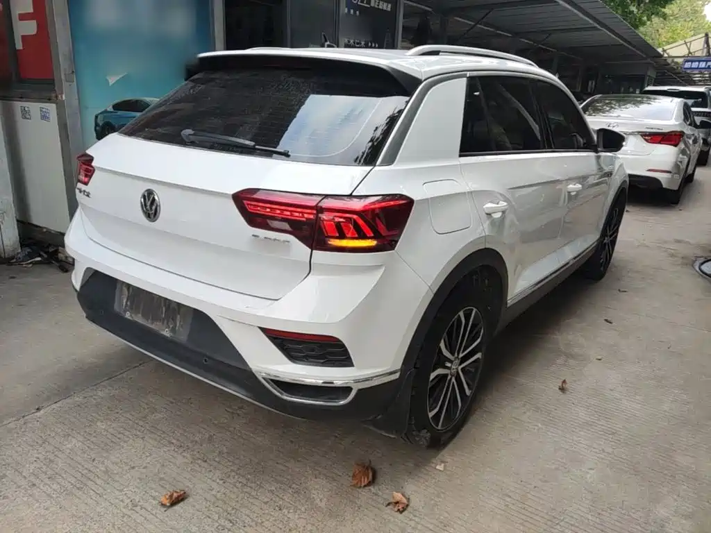 Volkswagen T-Roc — миниатюра 7