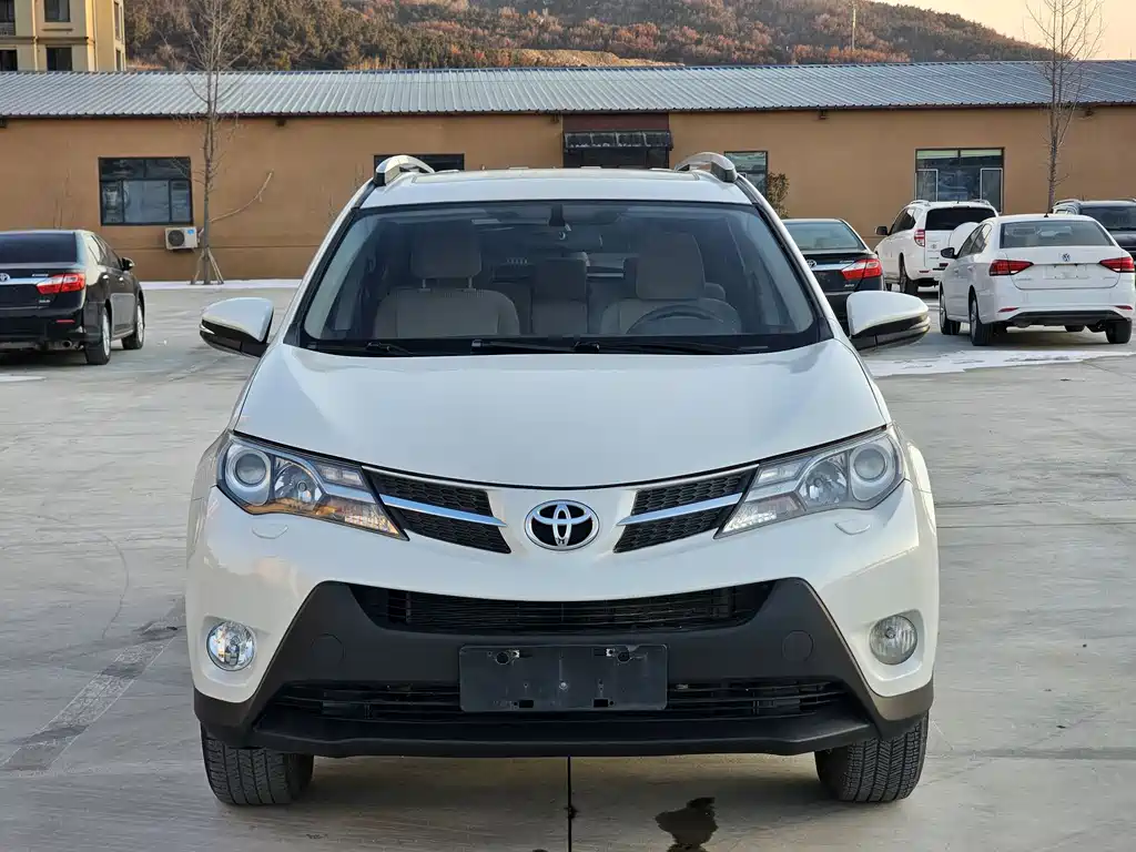 TOYOTA RAV4 RONGFANG