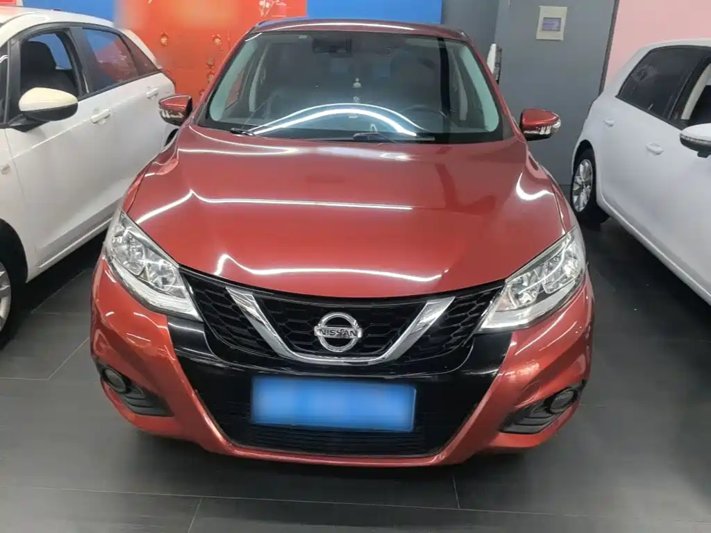 Nissan Tiida — миниатюра 3