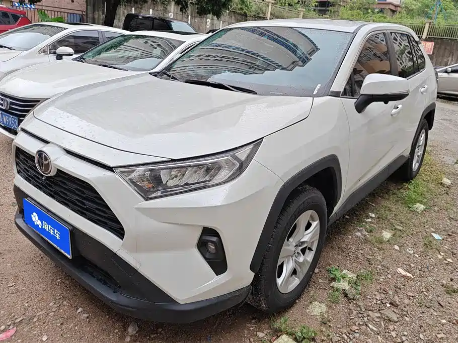 Toyota RAV4 2025