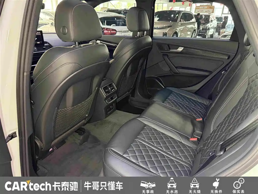 Audi Q5L Sportback — миниатюра 25