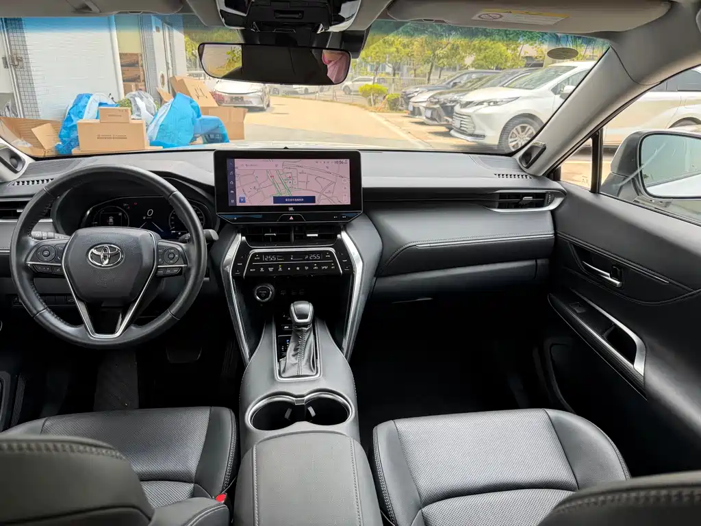 Toyota Venza 2024 2.5L Luxury