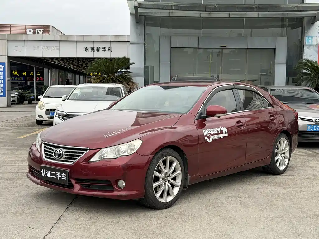 Toyota Reiz 2011