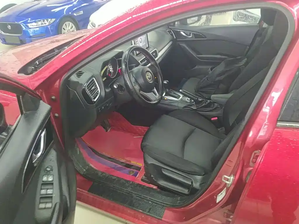 Mazda 3 Axela — миниатюра 16