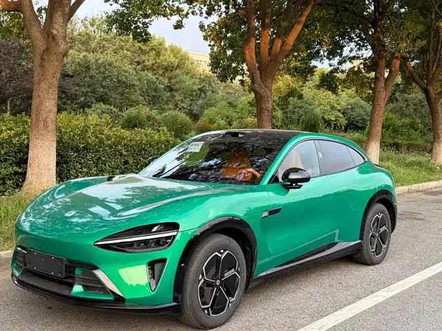 XIAOMI CAR XIAOMI YU7 2025