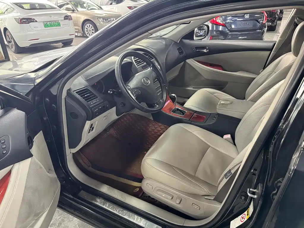 Lexus ES — миниатюра 3