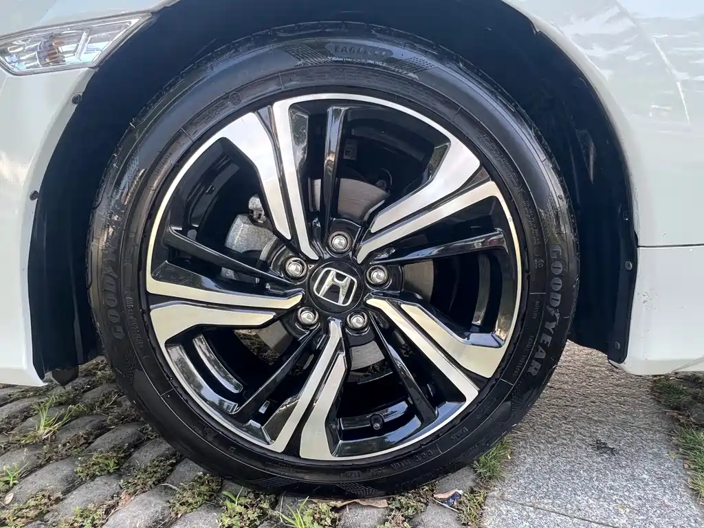 Honda Civic — миниатюра 11