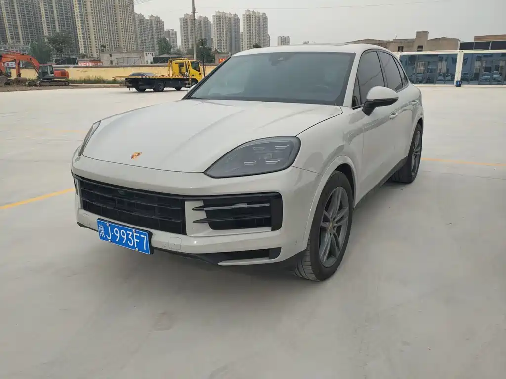 Porsche Cayenne 2024