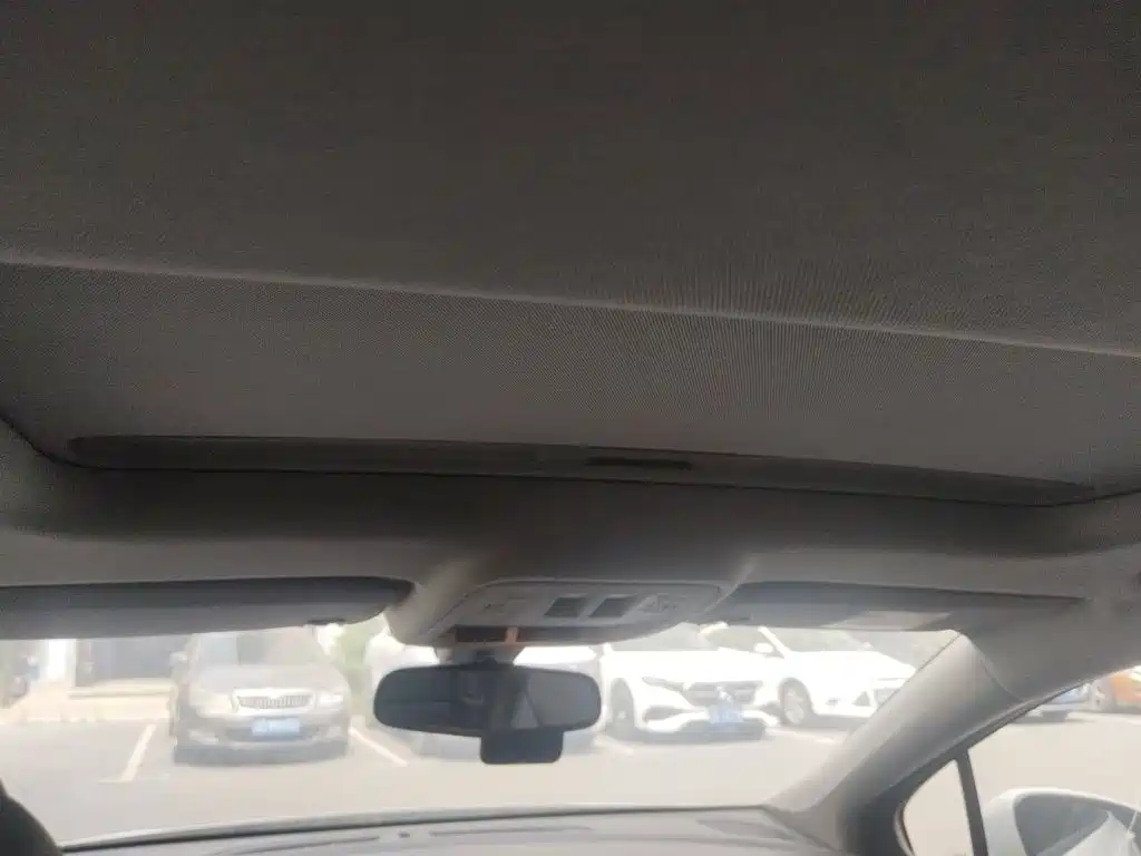 Buick Verano — миниатюра 14