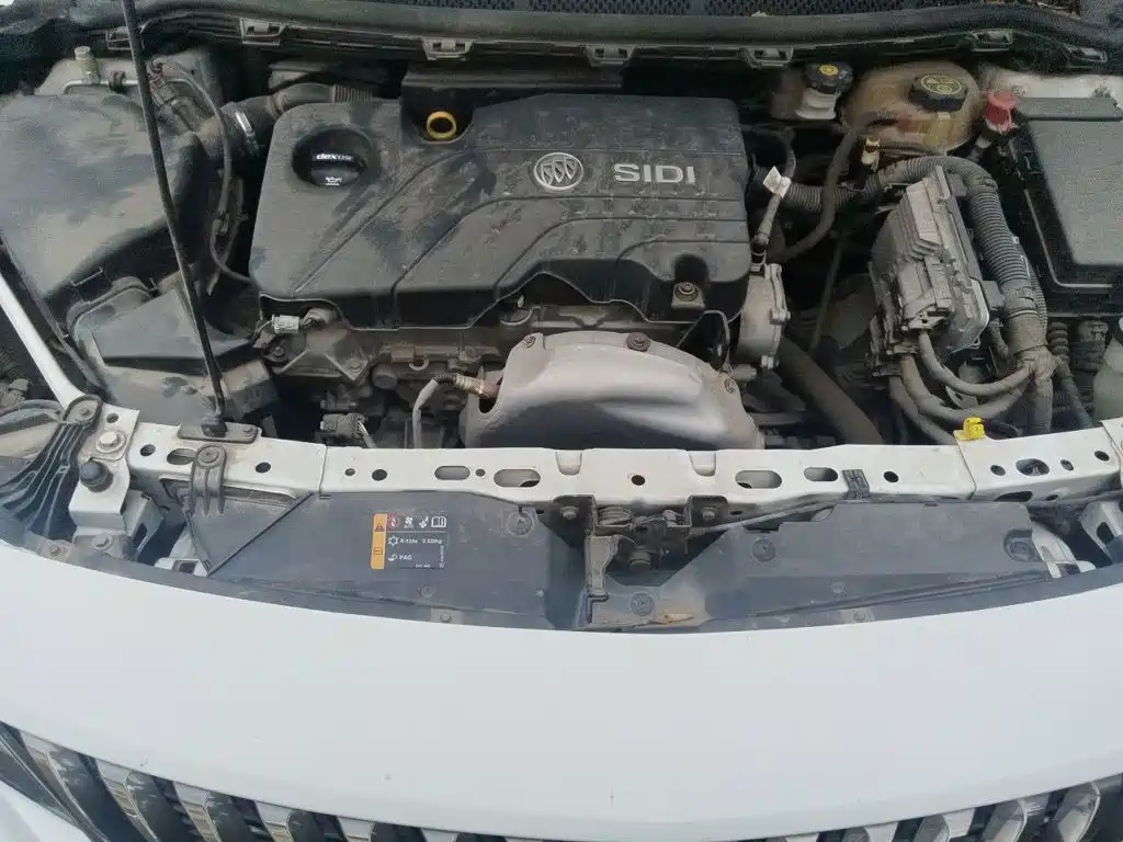Buick Verano — миниатюра 16