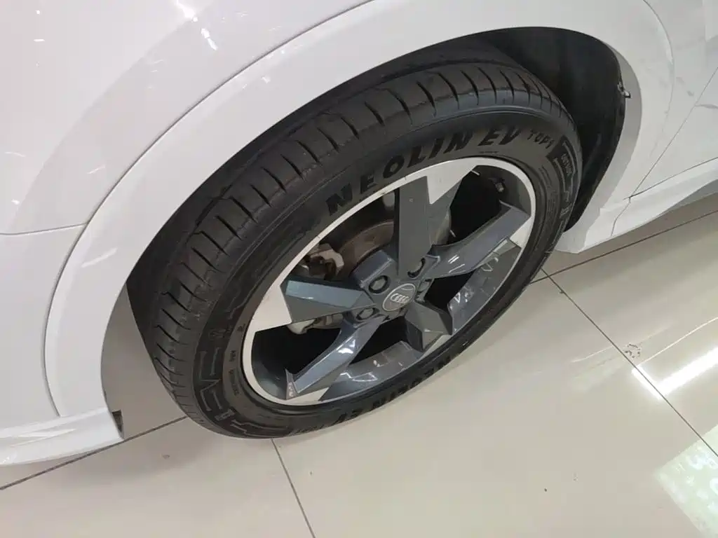Audi Q3 — миниатюра 23