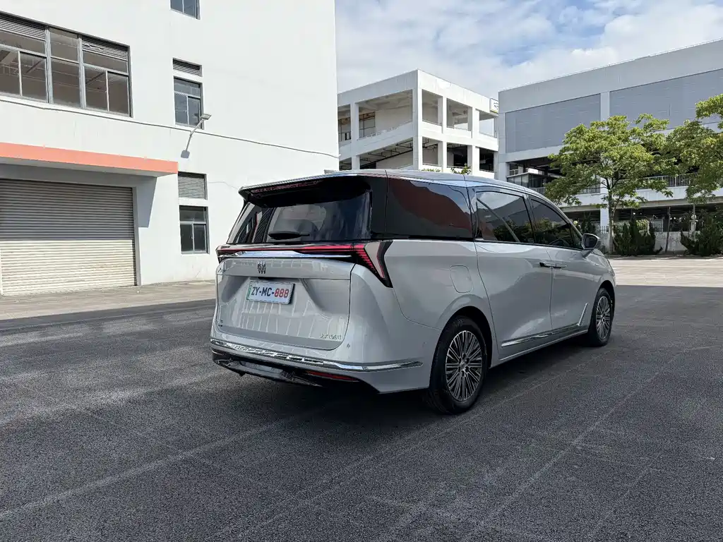 Buick GL8 Hybrid — миниатюра 14