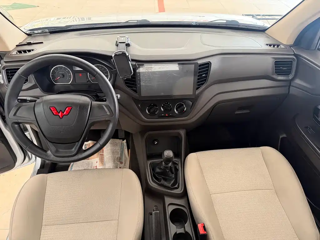 Wuling Hongguang V — миниатюра 16