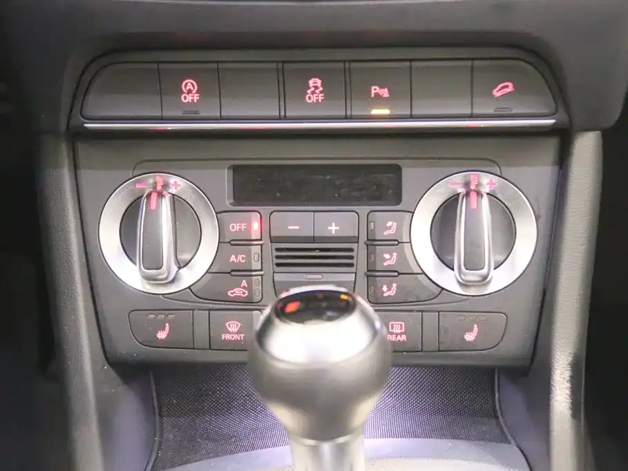 Audi Q3 — миниатюра 8