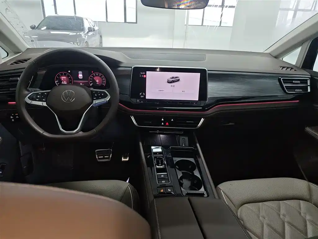 Volkswagen Viloran 2024 380TSI Luxury