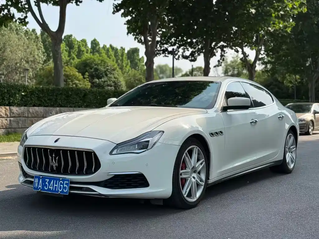 Maserati Quattroporte 2014