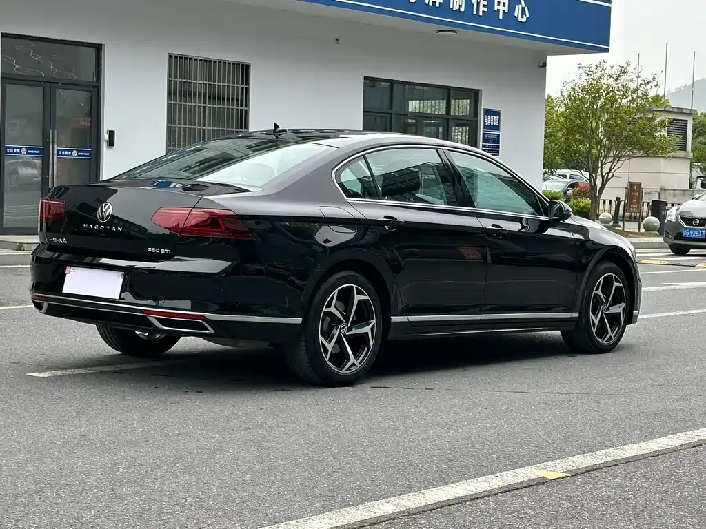 Volkswagen Magotan 2026 3000 380TSI DSG Luxury