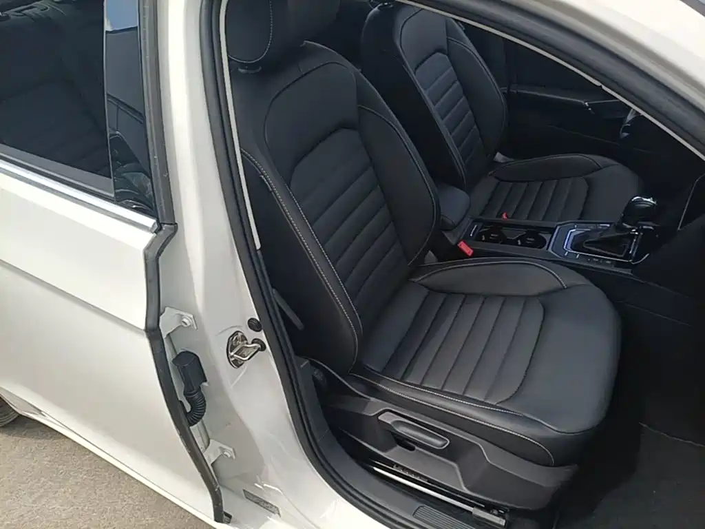 Volkswagen Lamando — миниатюра 25