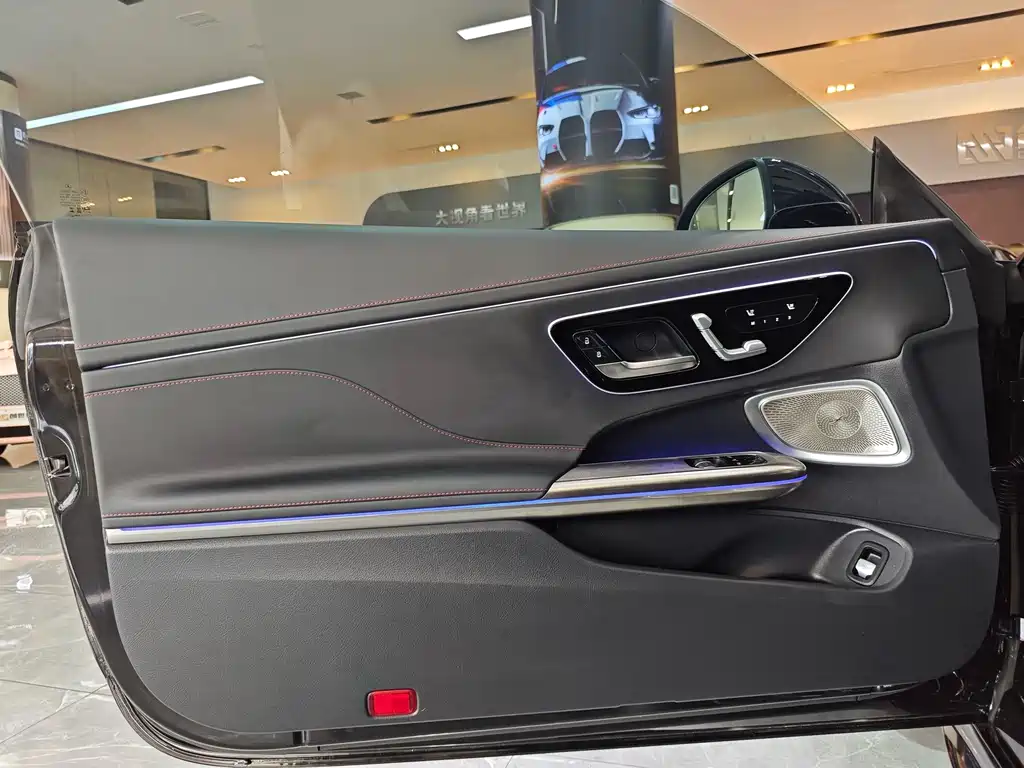 Mercedes-Benz CLE AMG — миниатюра 12