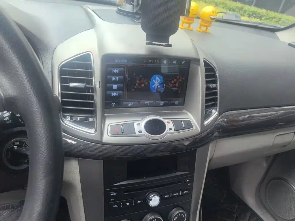 Chevrolet Captiva — миниатюра 10