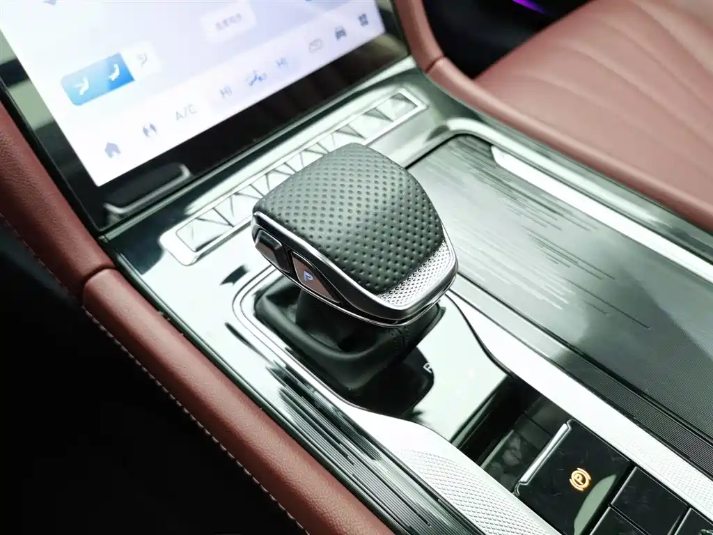 Hongqi HONGQI H5 PHEV