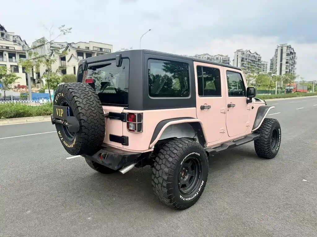 Jeep Wrangler — миниатюра 9