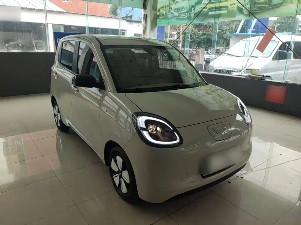 Wuling MINIEV — миниатюра 4