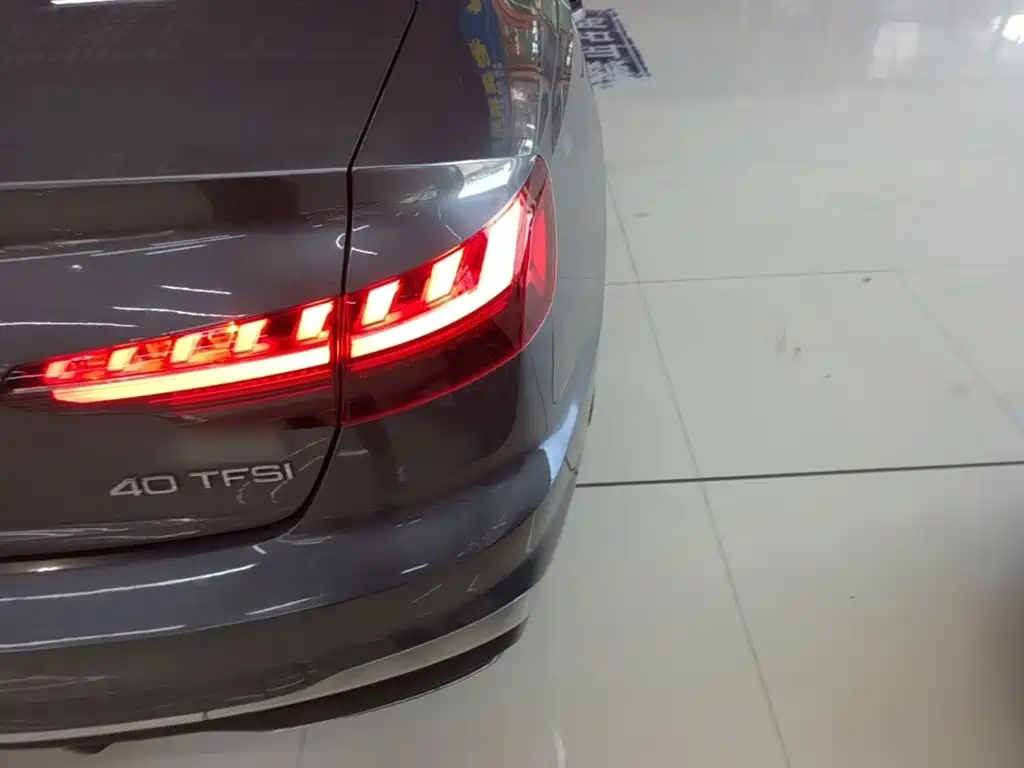 Audi A4L — миниатюра 8