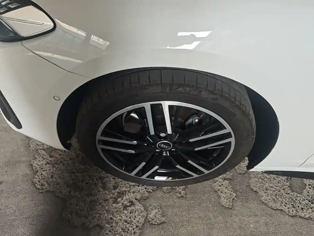 Audi A5L — миниатюра 23