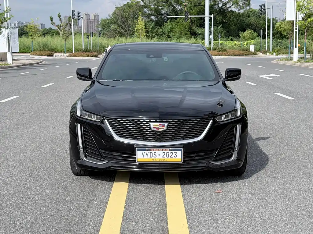 Cadillac CT5 — миниатюра 2