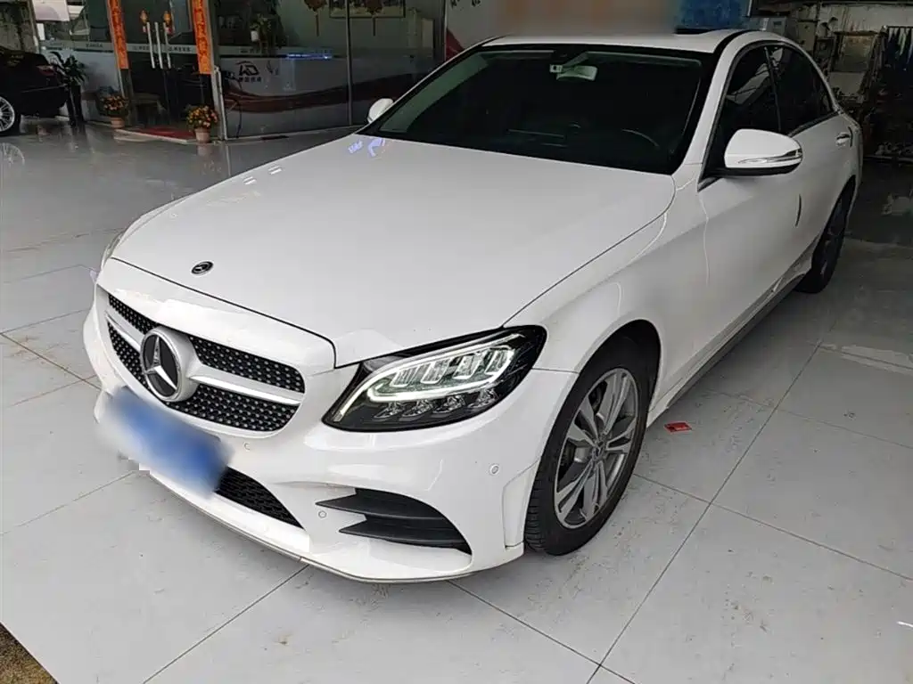 Mercedes-Benz C-Class 2020