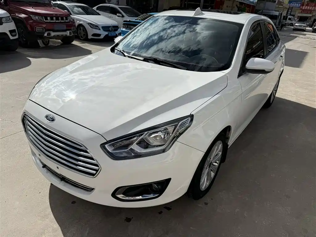 Ford Escort 2015
