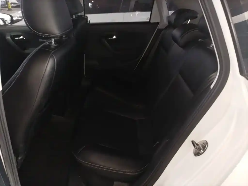 Volkswagen Polo — миниатюра 17
