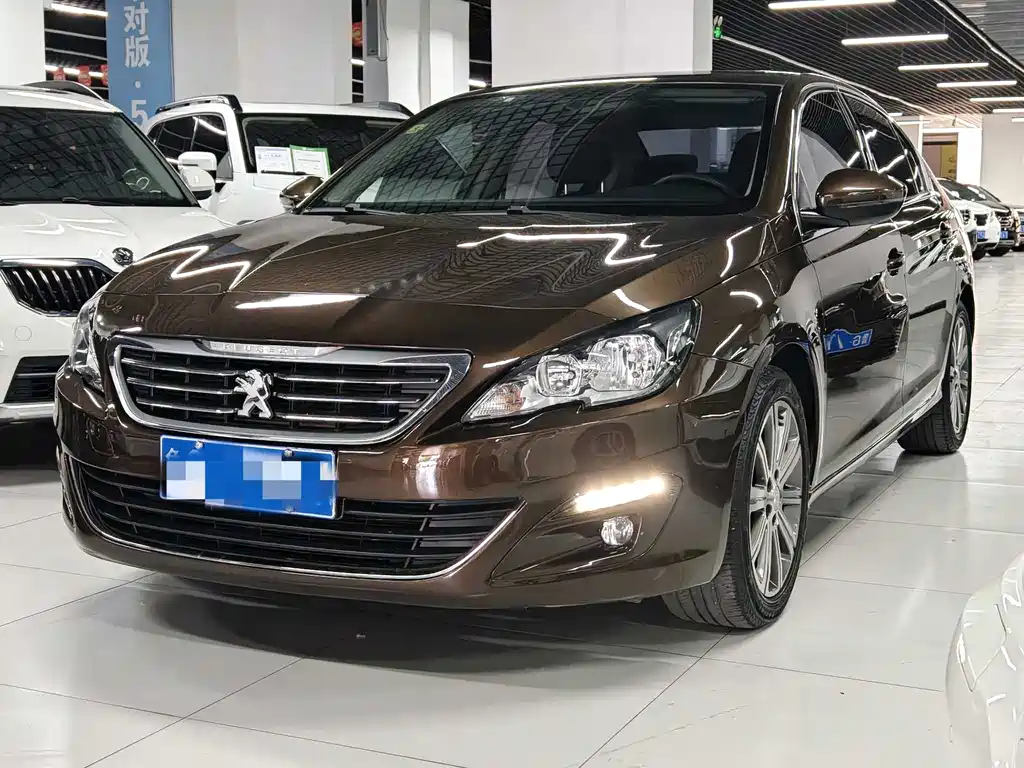 Peugeot 408 2015