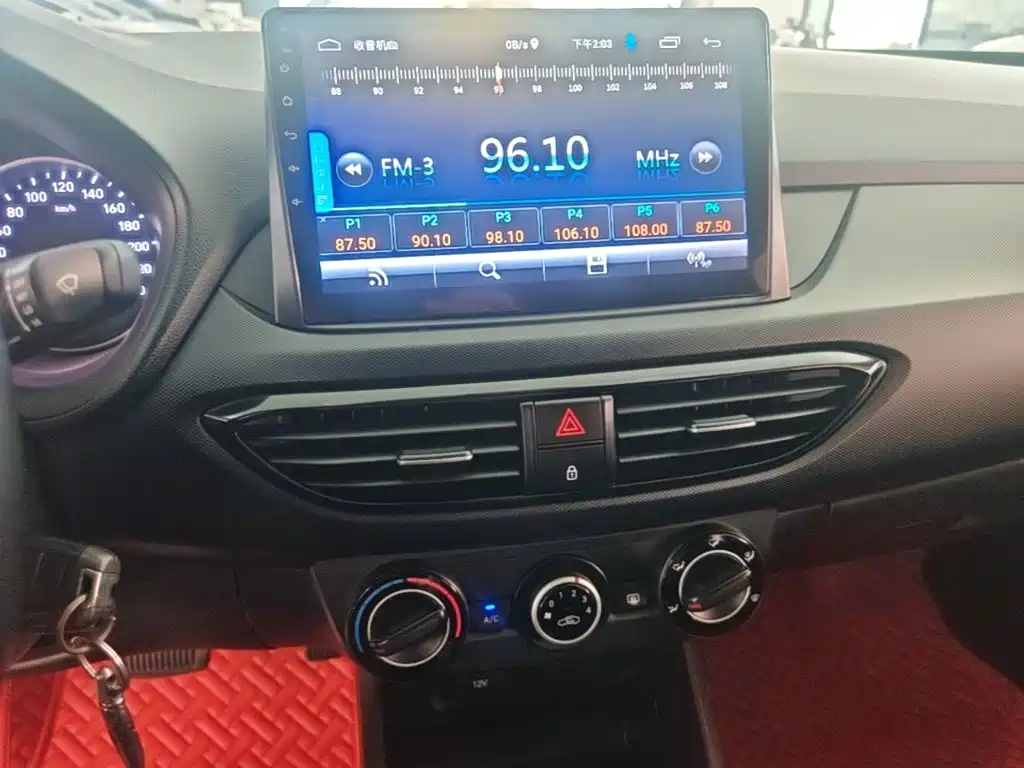 Hyundai Elantra — миниатюра 13