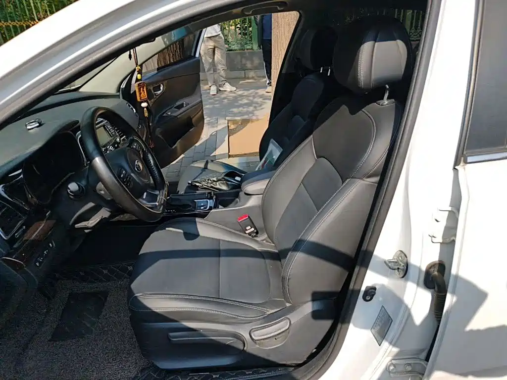 Kia K4 — миниатюра 16
