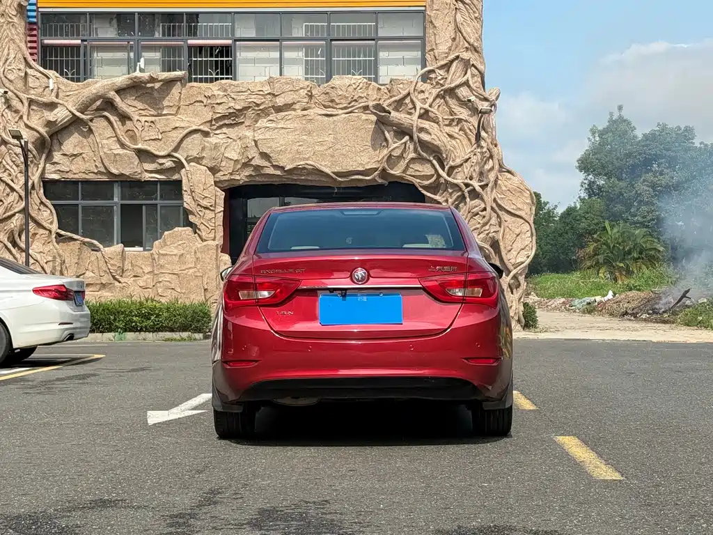 Buick Excelle — миниатюра 4