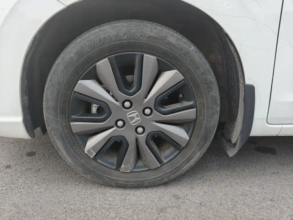 Honda Fit — миниатюра 16