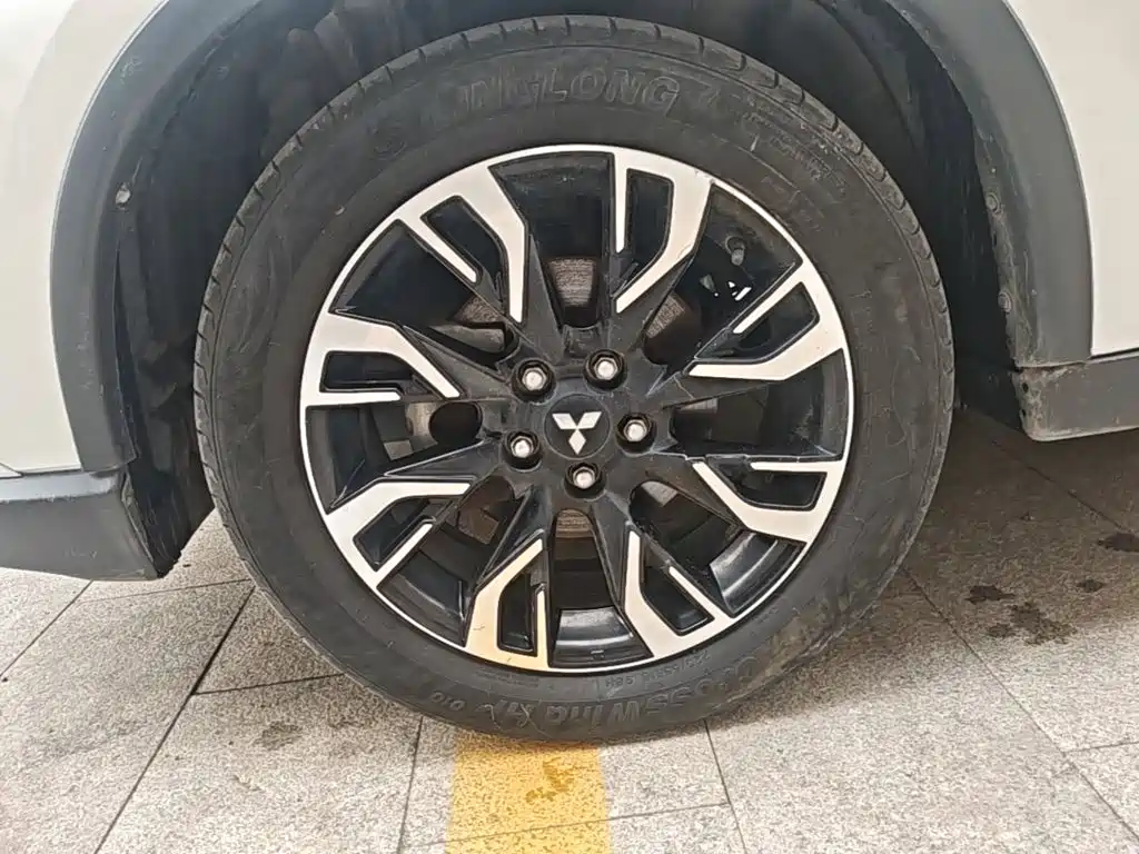 Mitsubishi Outlander — миниатюра 23