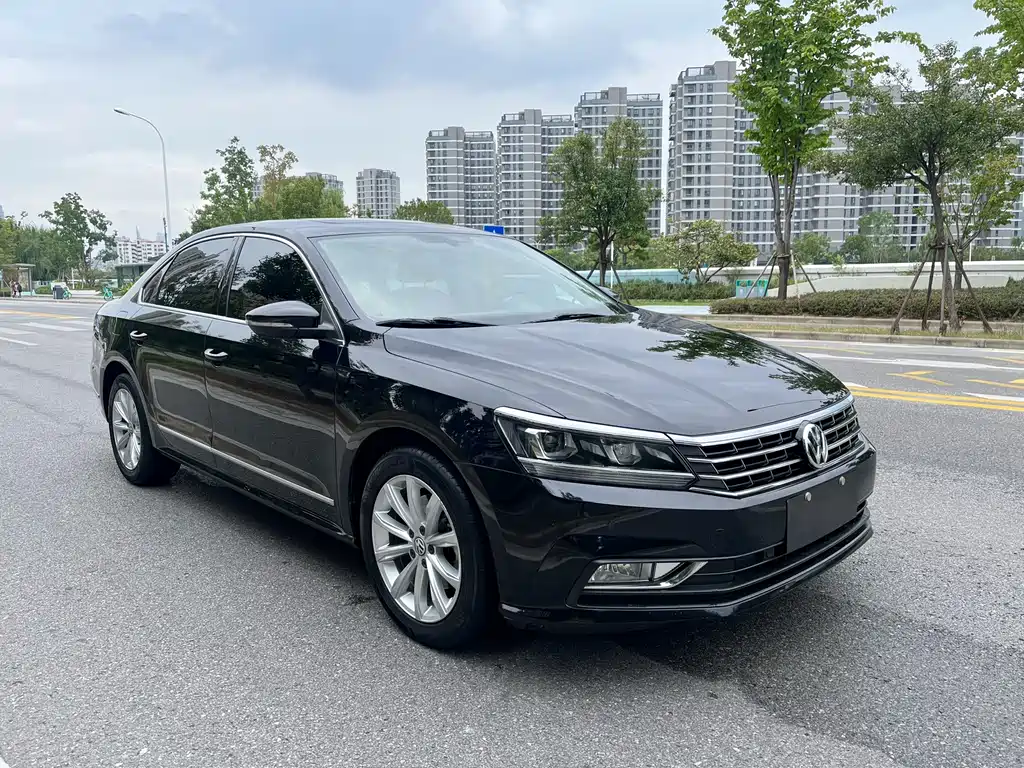 Volkswagen Passat — миниатюра 3