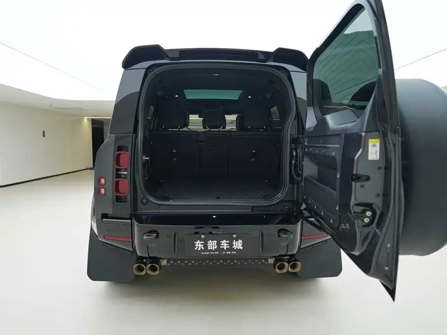 Land Rover Defender — миниатюра 5