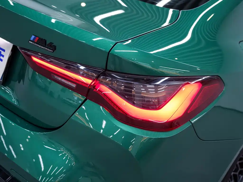 BMW M4 2023 M4 M xDrive