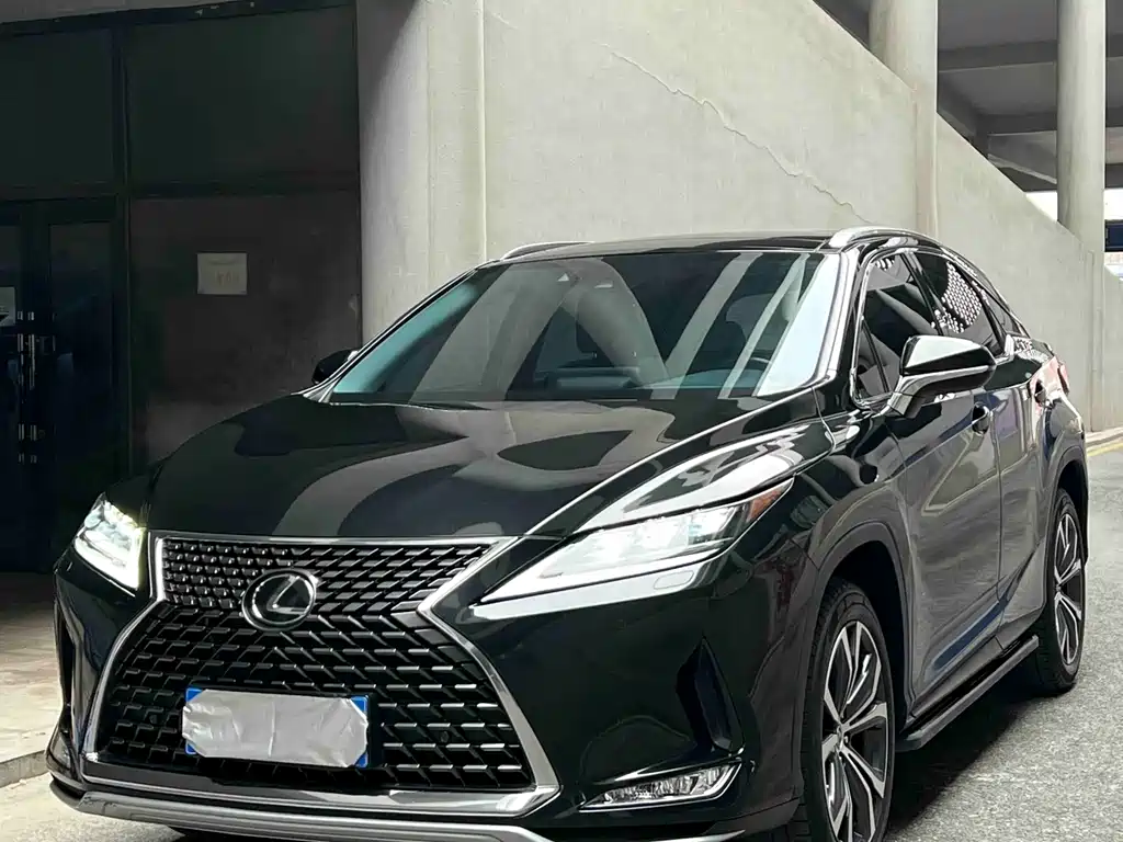 Lexus RX 2022