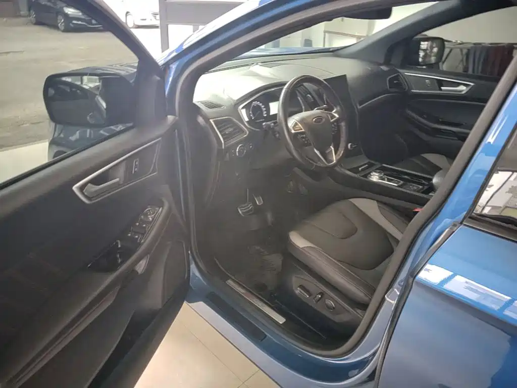Ford Edge — миниатюра 16
