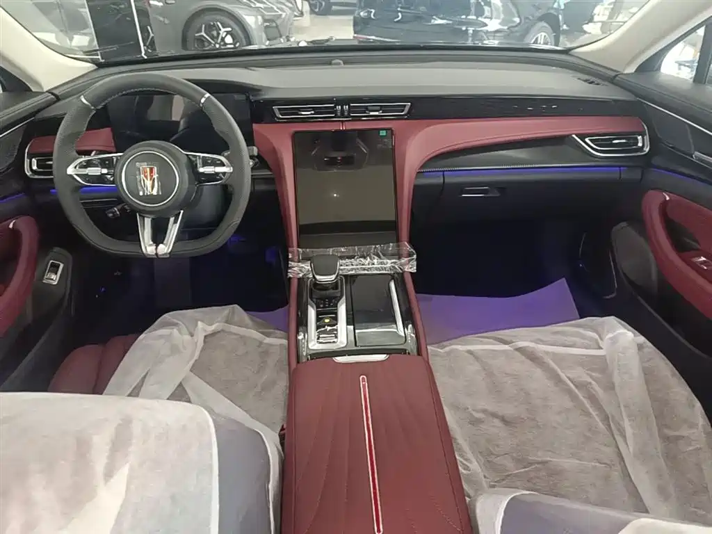 Hongqi H5 2025 2.0T AT 200