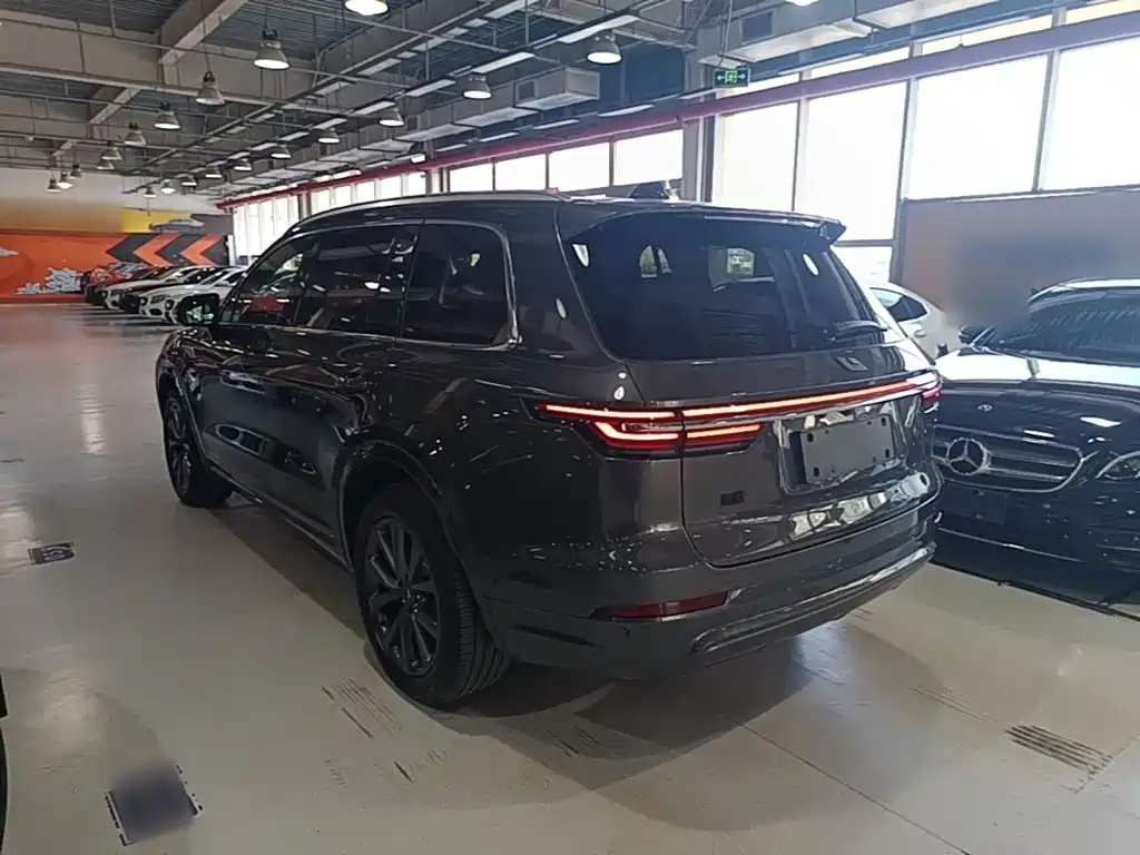Li Auto Li ONE — миниатюра 5