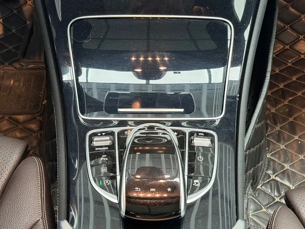 Mercedes-Benz GLC — миниатюра 11