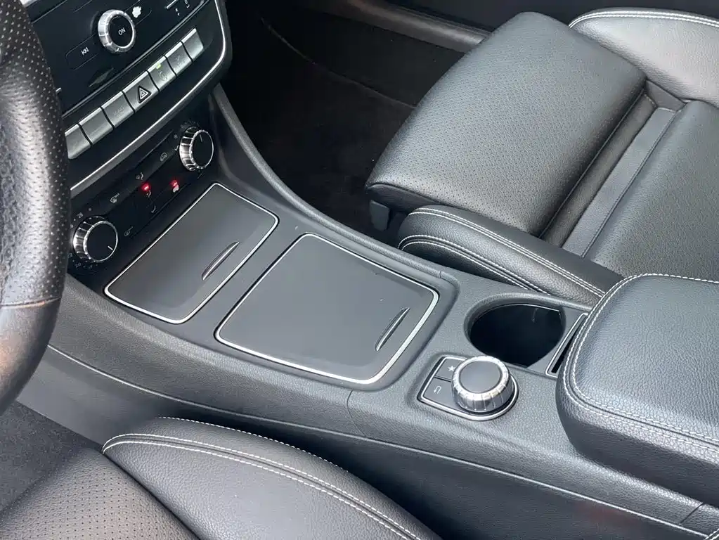 Mercedes-Benz GLA — миниатюра 7