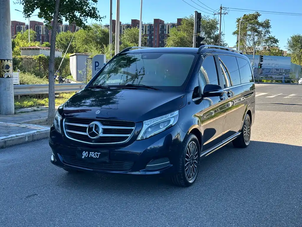 Mercedes-Benz V-Class