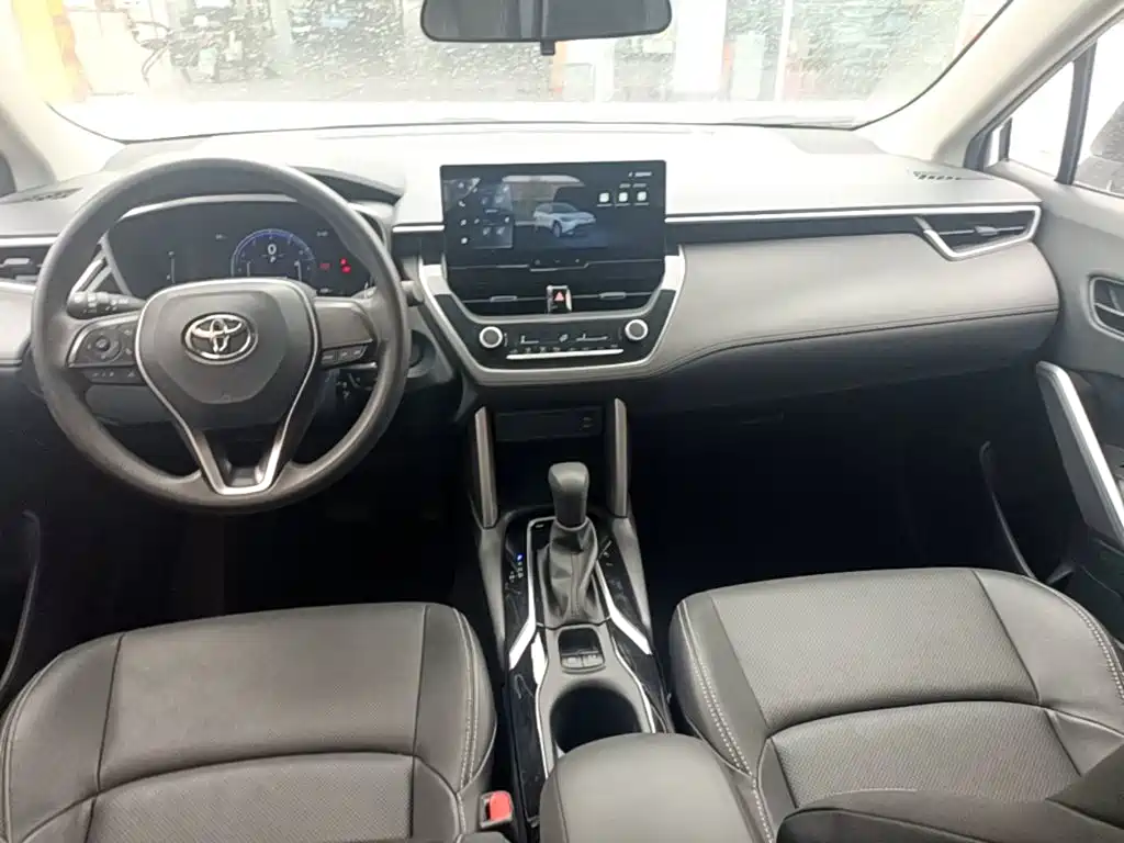 Toyota Frontlander — миниатюра 10